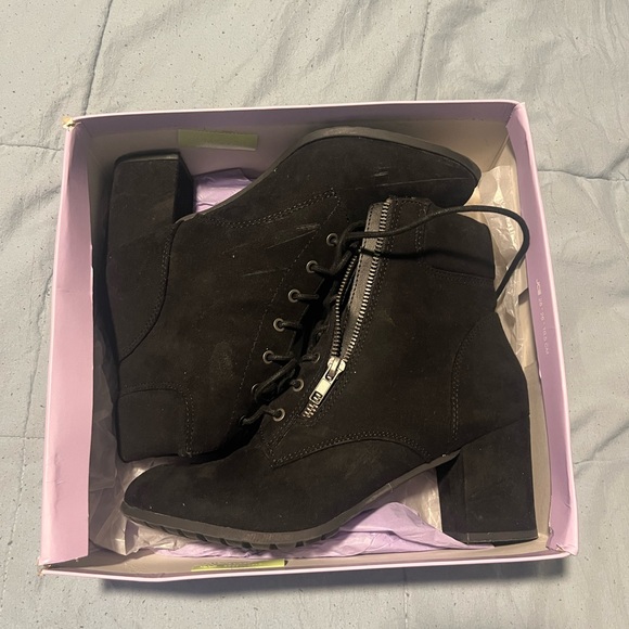 Madden Girl Black Lace Up Boots - Picture 1 of 2